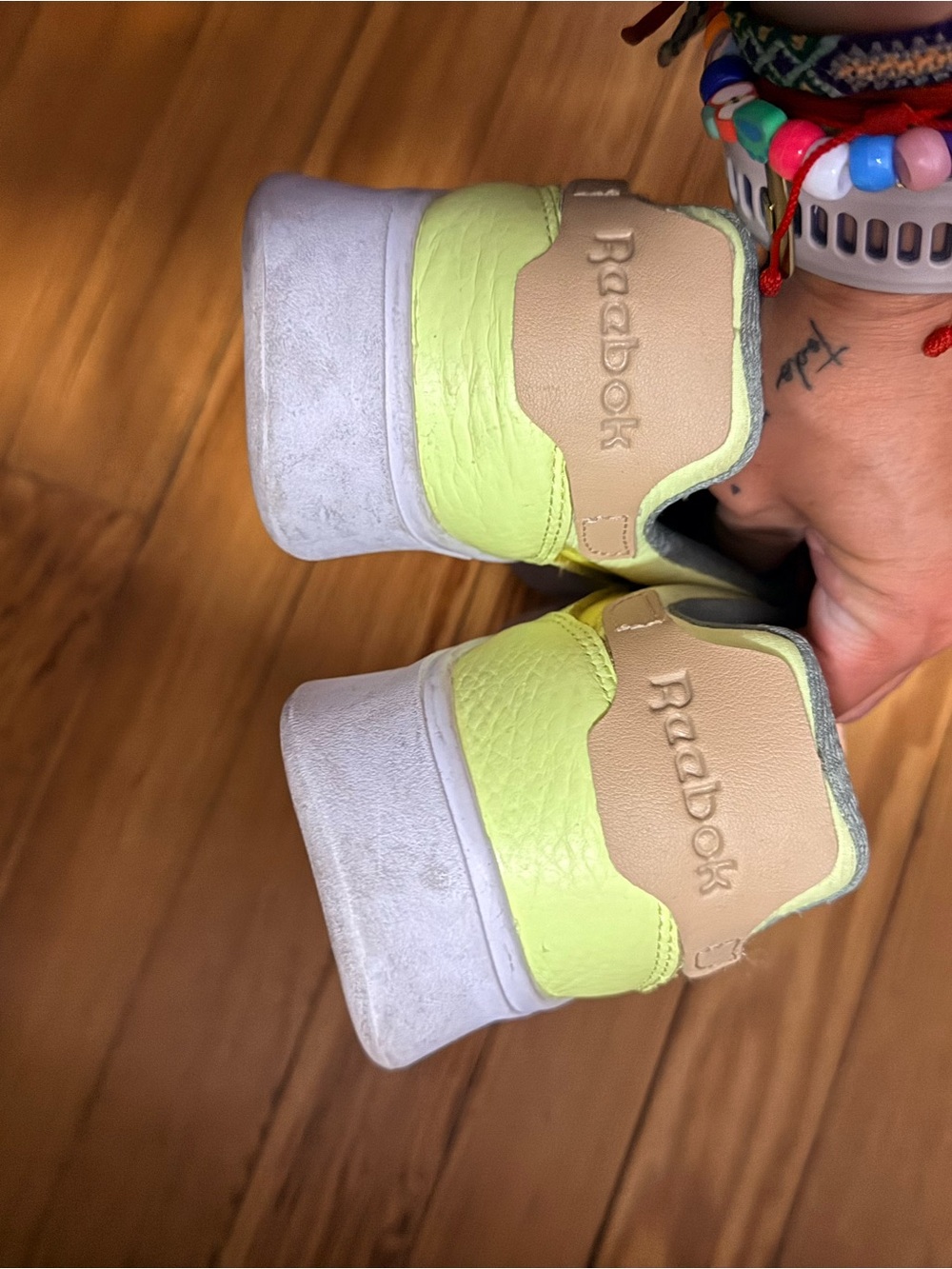 Reebok Yellow Sneakers with Pink Laces - Picture 4 of 5